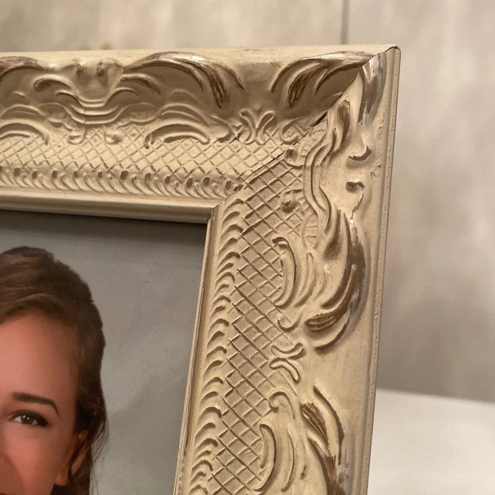 Antique White Picture Frame with Distress Detail